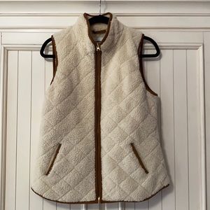 Quilted Fleece Sherpa Vest